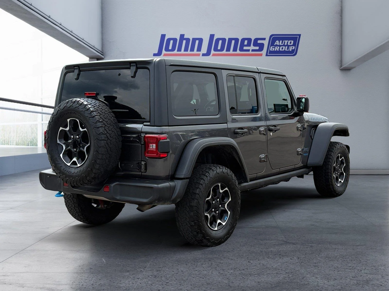 Used 2022 Granite Crystal Metallic Clearcoat Jeep Unlimited Rubicon image 5
