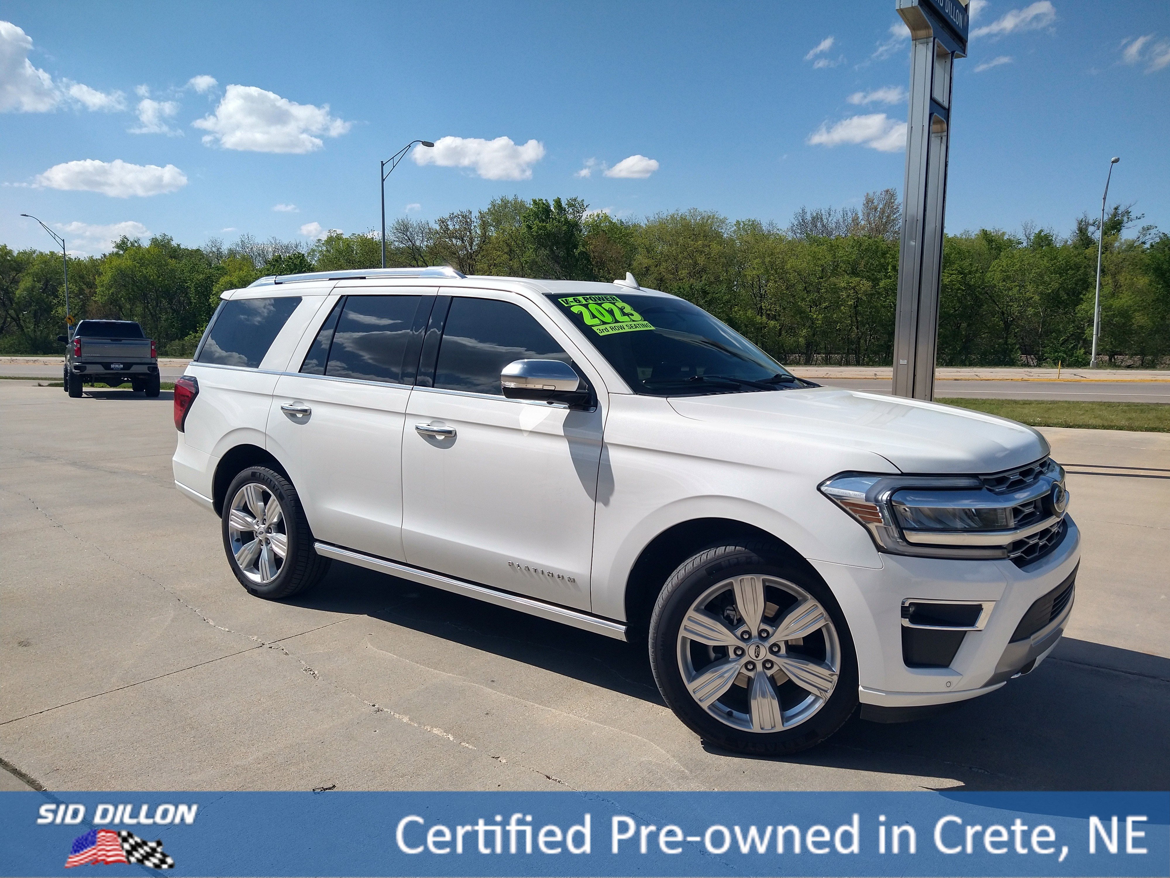 Certified Used 2023 Star White Metallic Tri-Coat Ford Platinum image 14