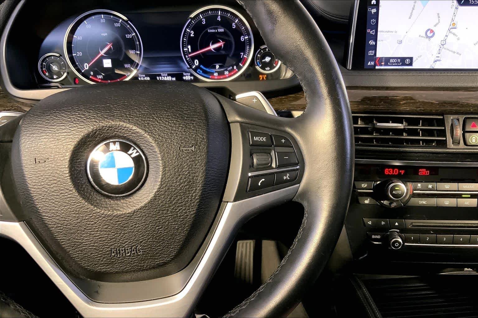 Used 2019 Mineral White Metallic BMW xDrive35i image 25