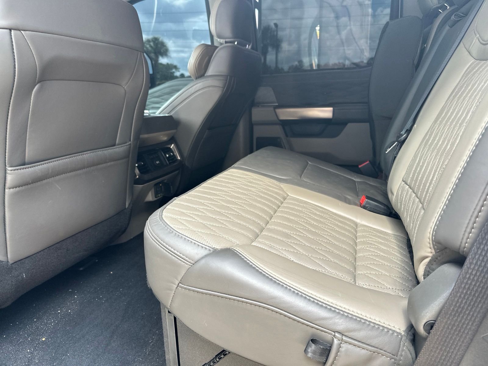 Used 2026 Avalanche Ford Platinum image 15