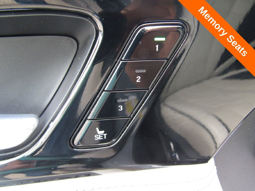Used 2025  Acura Type S w/Advance Package image 6