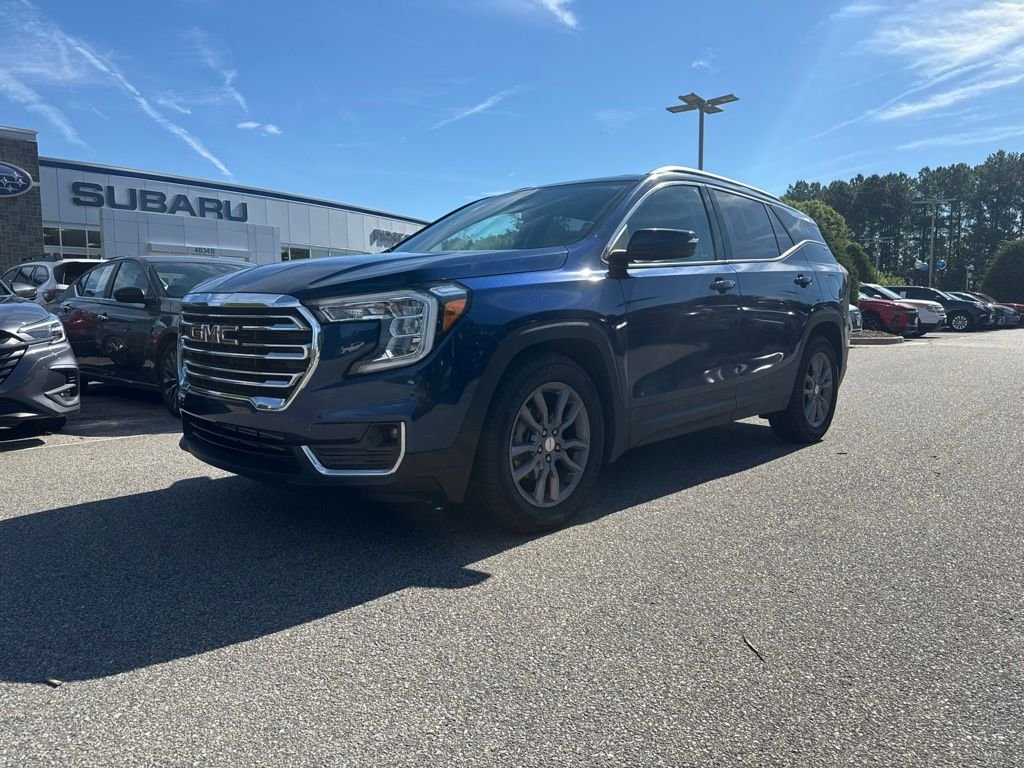 Used 2023 Blue GMC SLT image 1