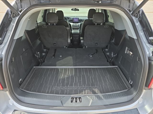 Used 2023 Silver Ford XLT image 34