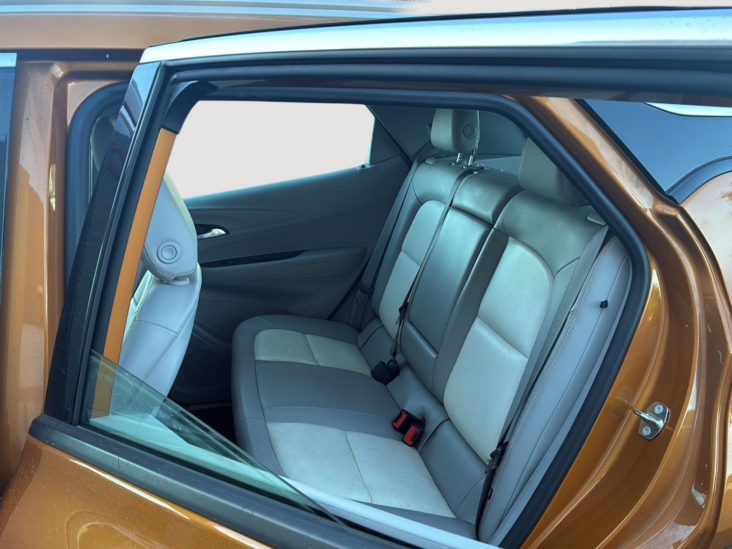 Used 2017 Orange Burst Metallic Chevrolet Premier image 4