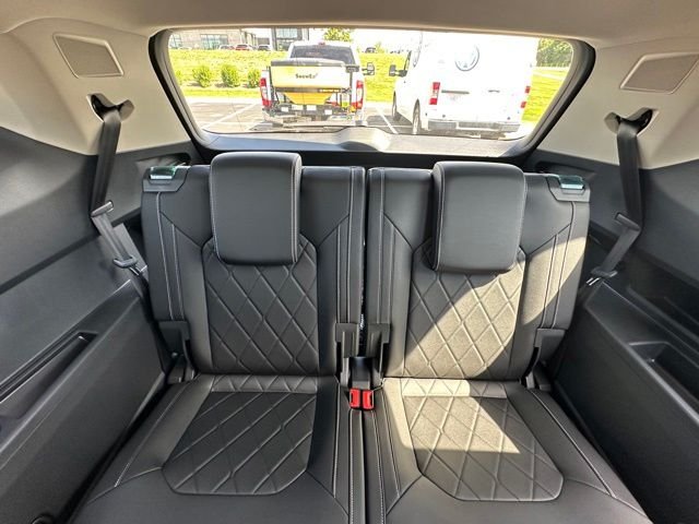New 2026 Pure Gray Volkswagen 2.0T SEL Premium R-Line image 31