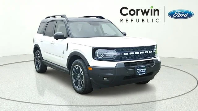 2025 Ford Bronco Sport Outer Banks 4X4's photo