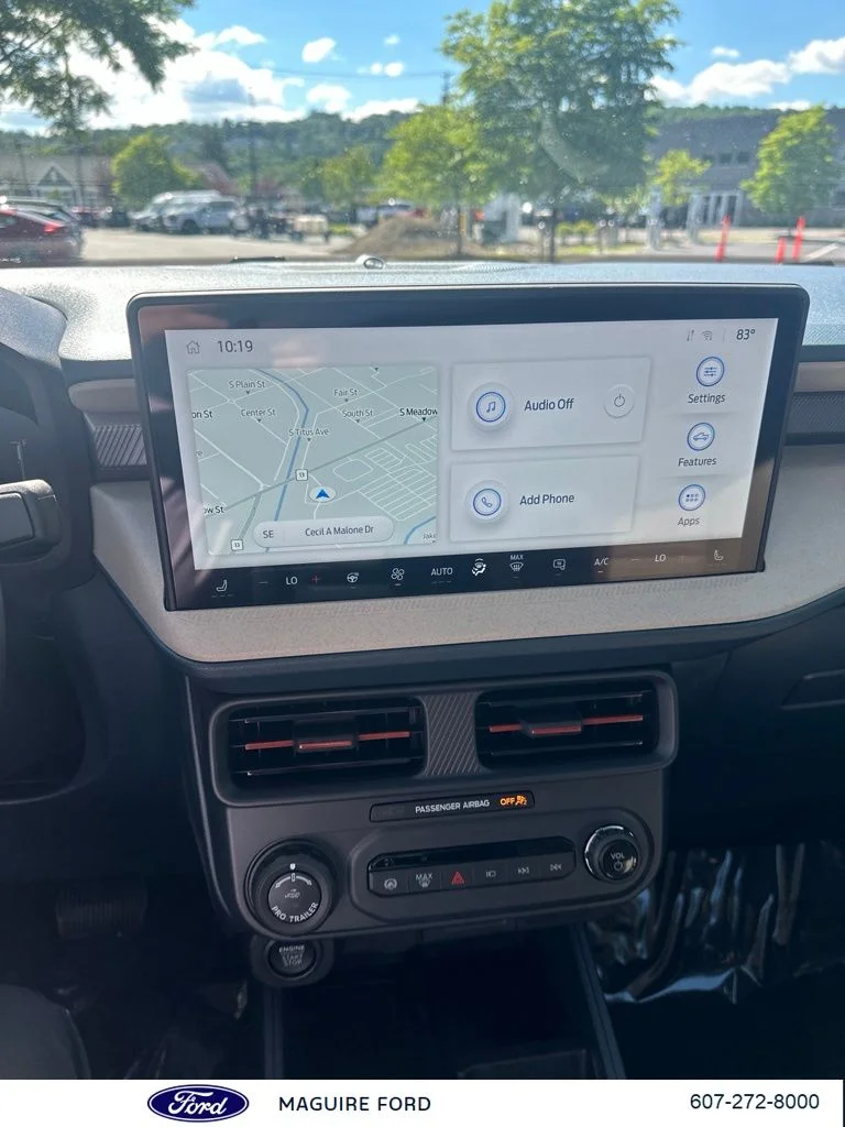 New 2026 Oxford White Ford Lariat® image 15