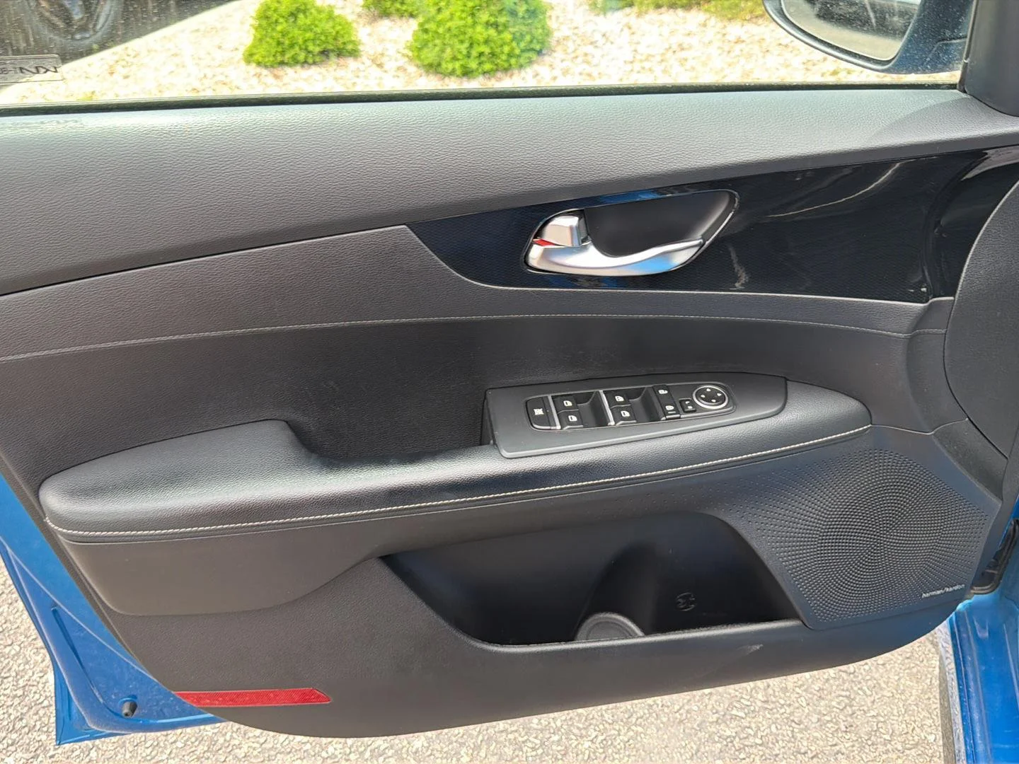 Used 2023 Sporty Blue Kia GT-Line image 14