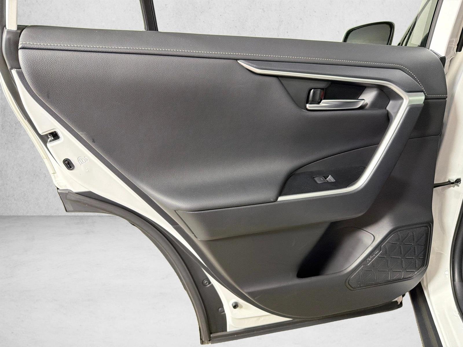 Certified Used 2025 Wind Chill Pearl Toyota Limited image 23