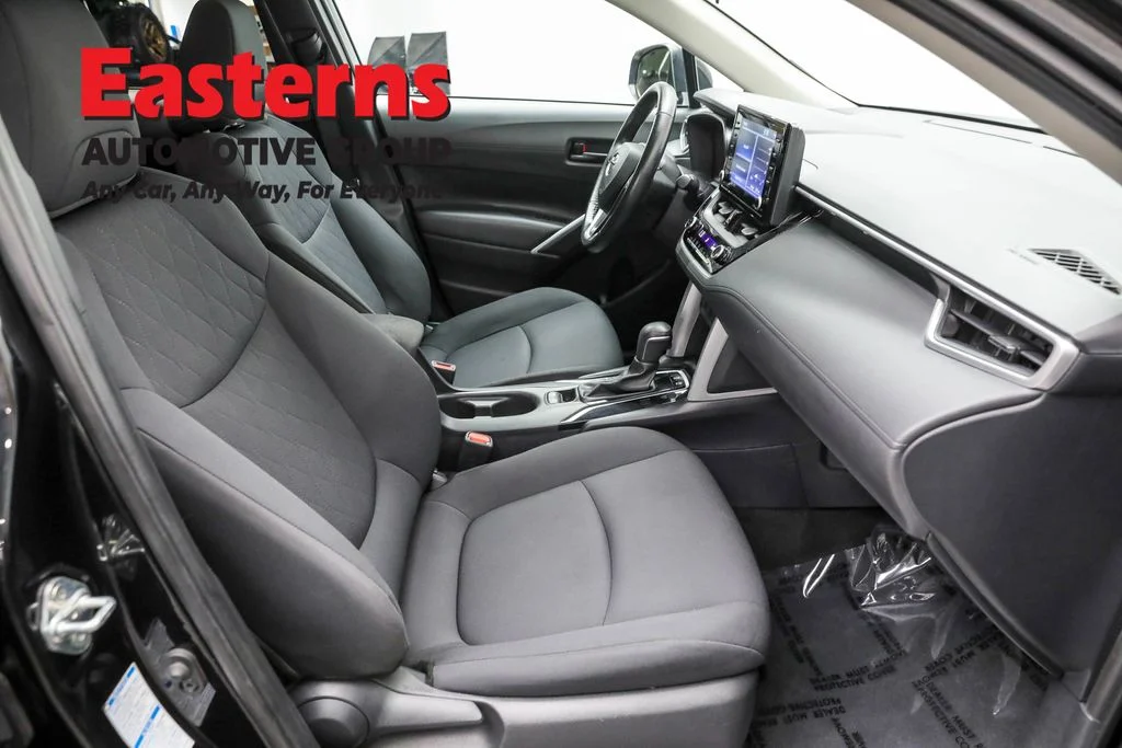 Used 2022 Black Toyota LE image 22