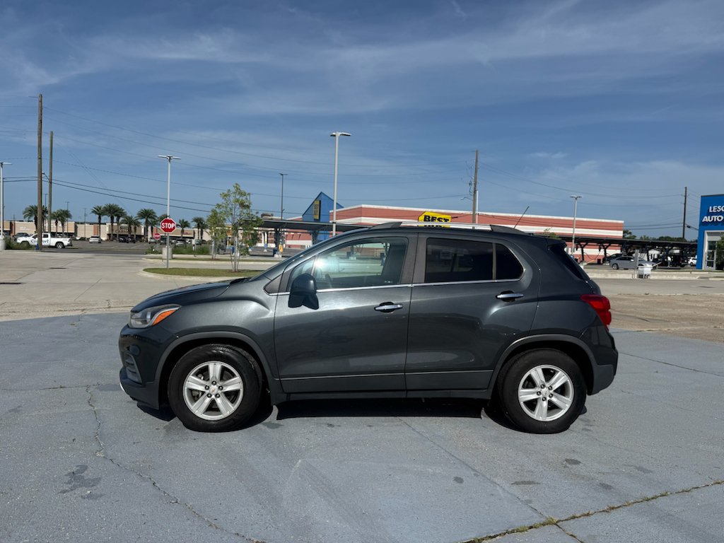 Used 2017 Chevrolet Trax LT with VIN KL7CJLSB5HB153125 for sale in Harvey, LA