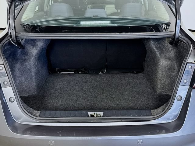 Used 2022 Gun Metallic Nissan SV image 22