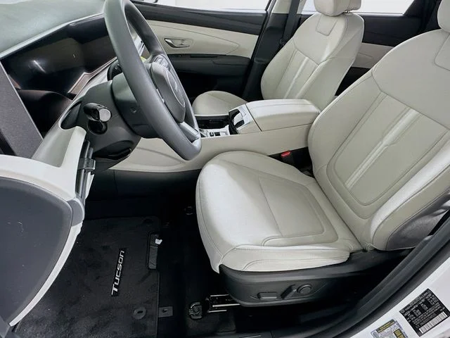 New 2026 Hyundai TUCSON SEL
