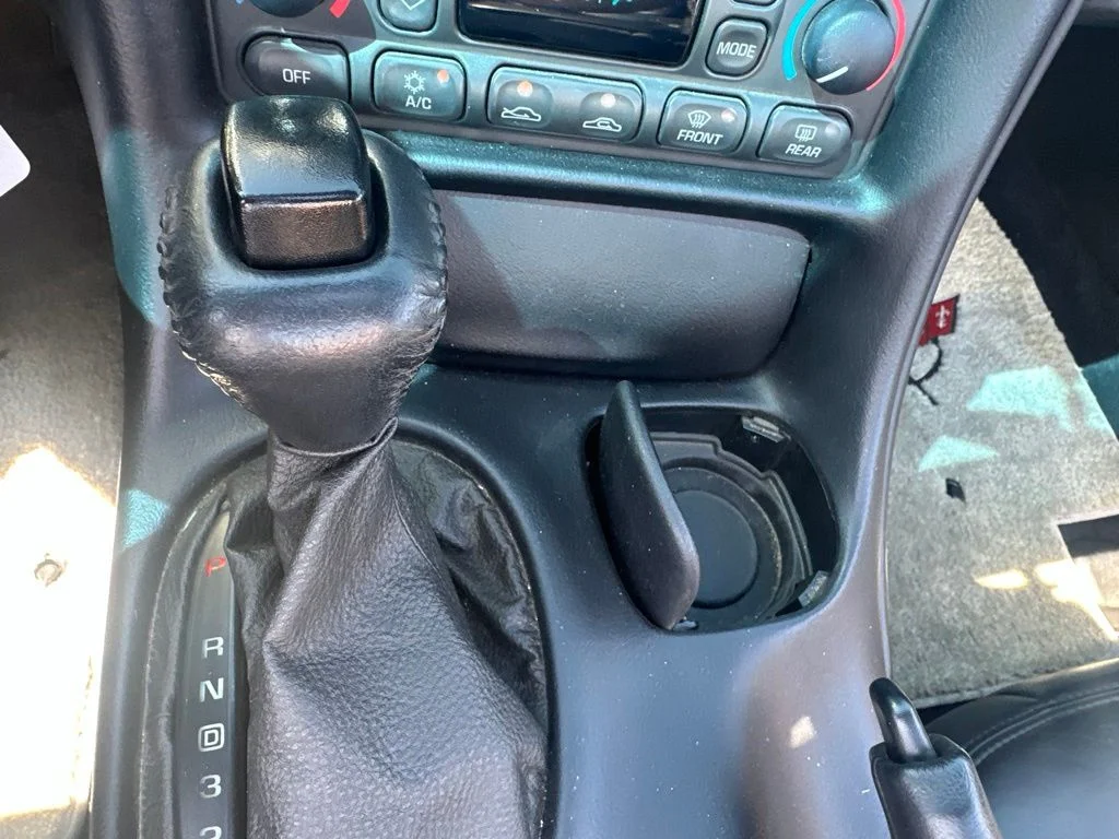 Used 1998 Silver Chevrolet Base image 17