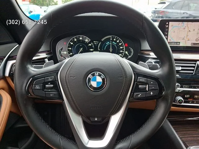 Used 2019 Black Sapphire Metallic BMW 530e xDrive iPerformance image 20