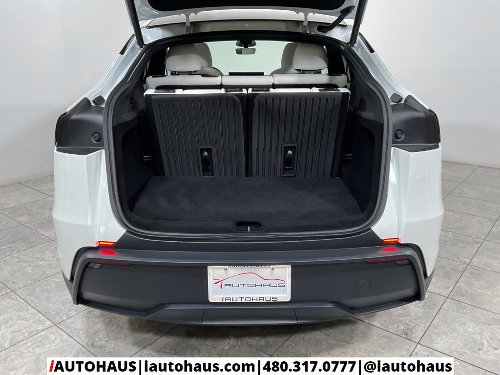 Used 2026 White Tesla Premium image 13