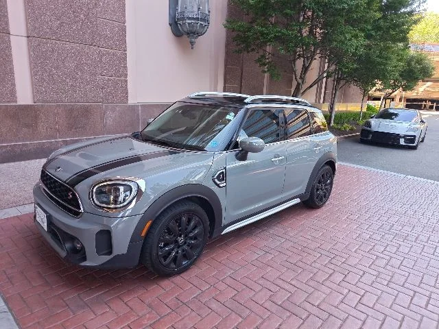 2023 MINI Countryman Cooper S's photo