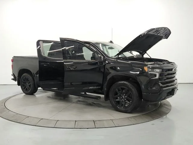 Used 2024 Black Chevrolet High Country image 9