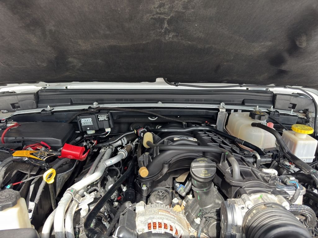 Used 2023 Bright White Clearcoat Jeep Rubicon image 21