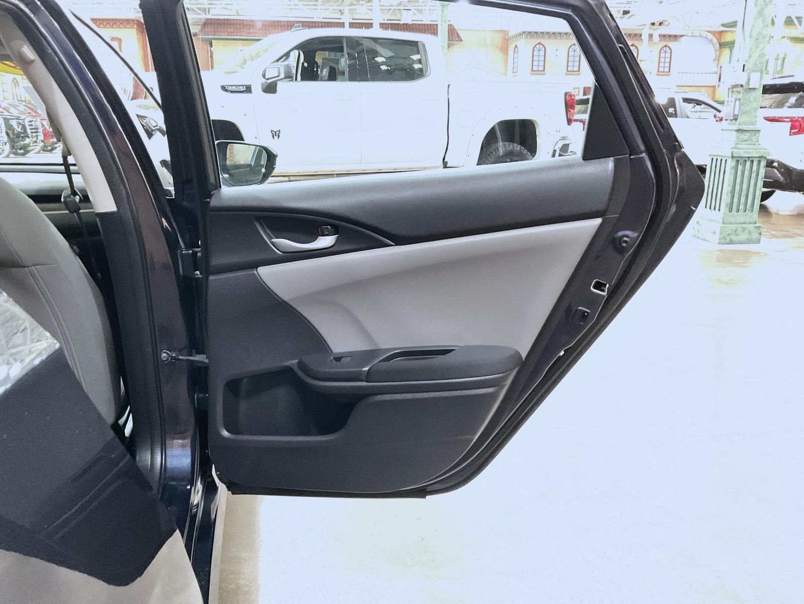 Used 2019 Blue Honda LX image 17