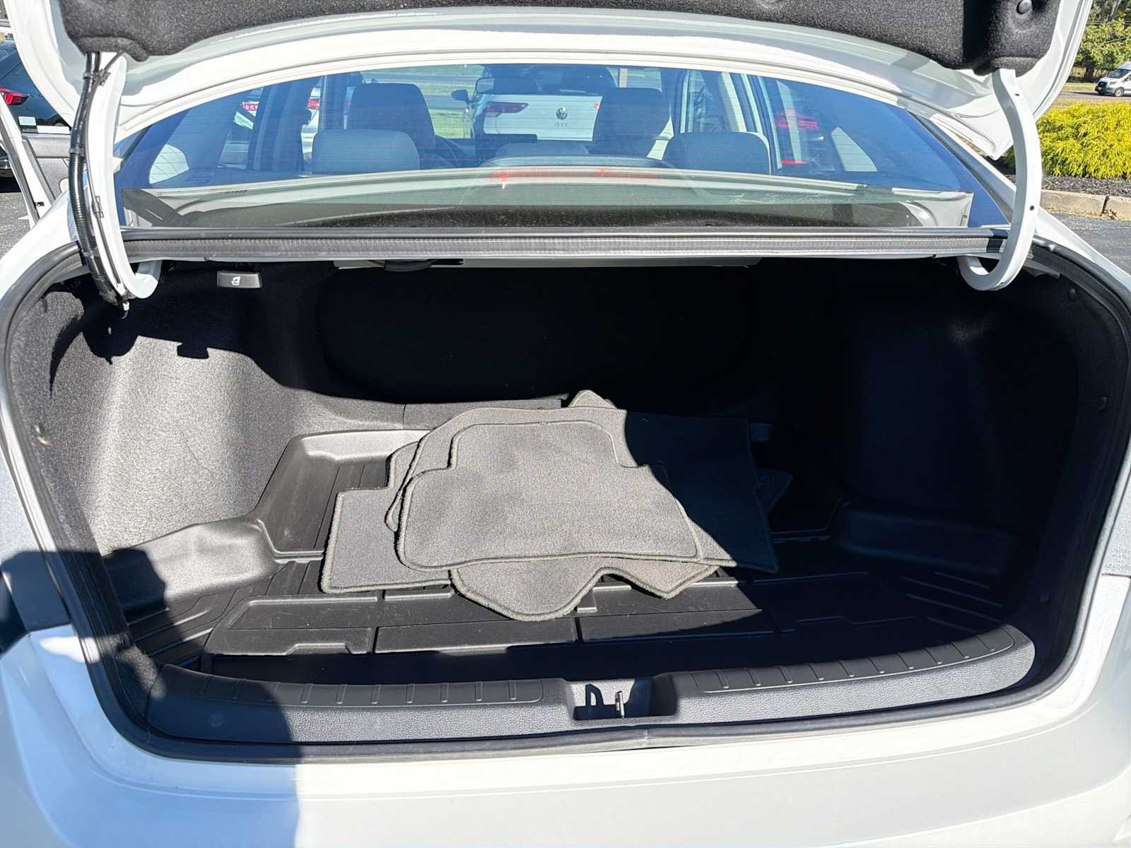 2024 Honda Civic LX - Photo 31
