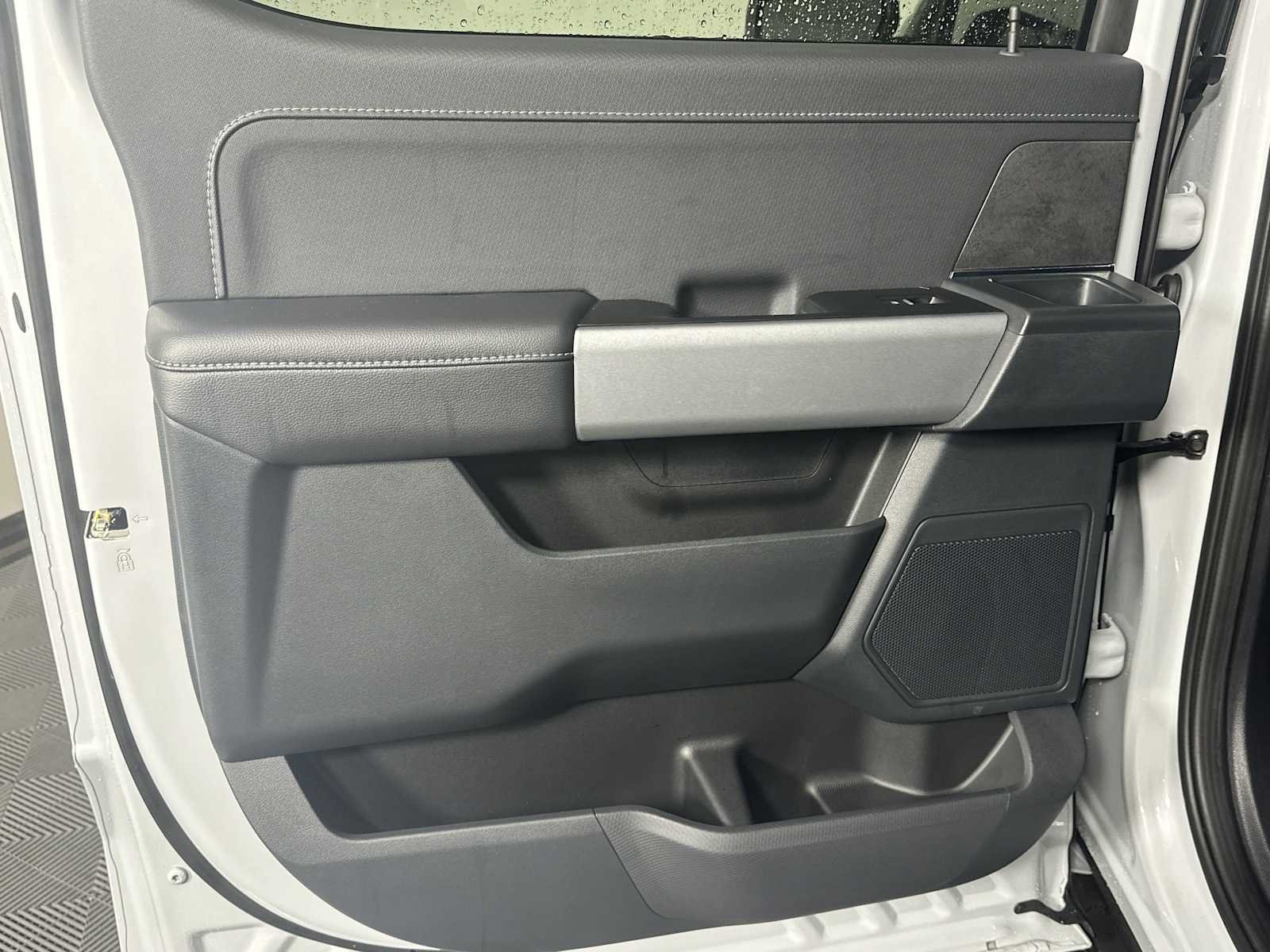 2025 Ford F-150 XLT - Photo 19