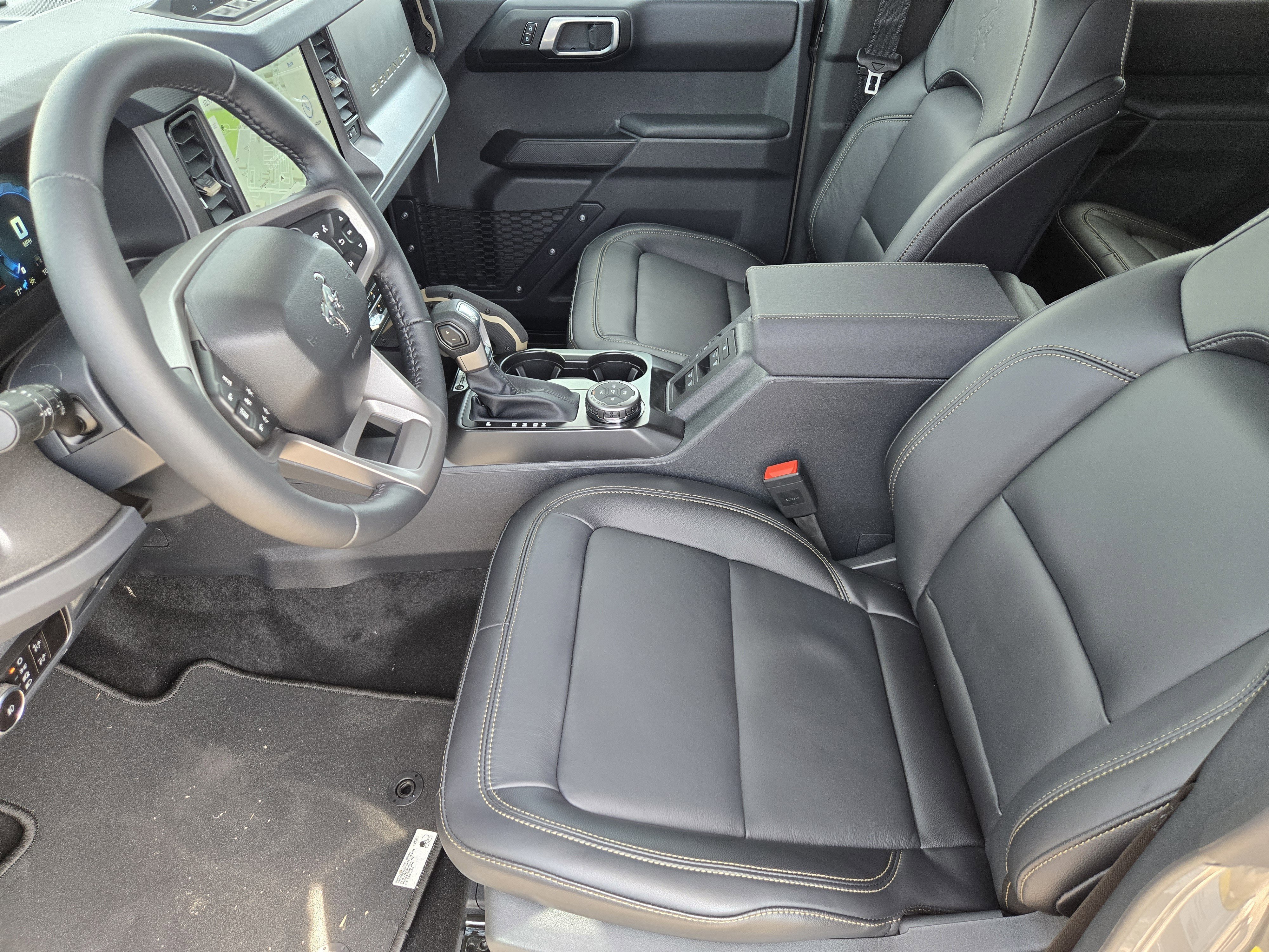 New 2026 Marsh Gray Ford Badlands image 8