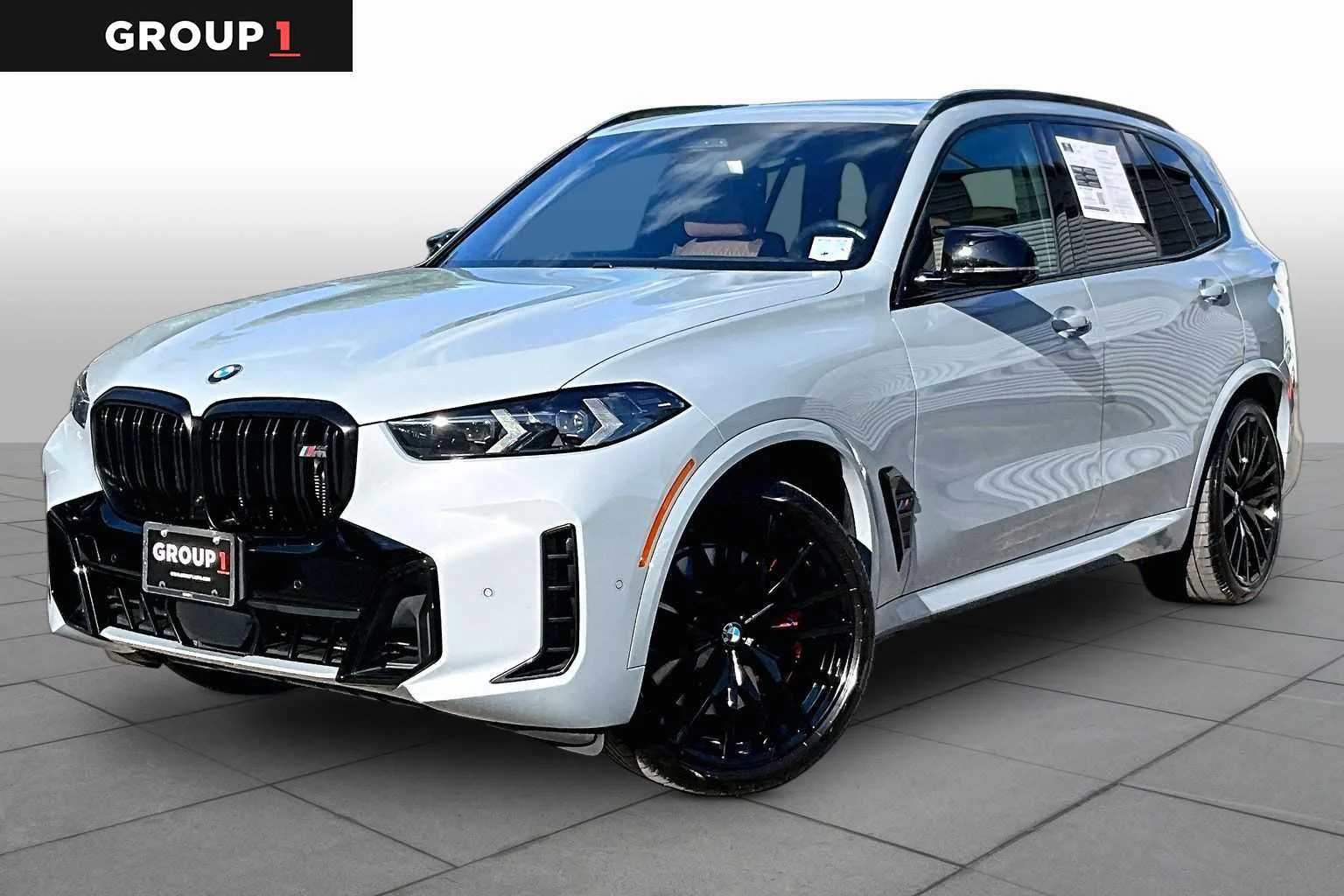 2025 BMW X5 M60i M60i
