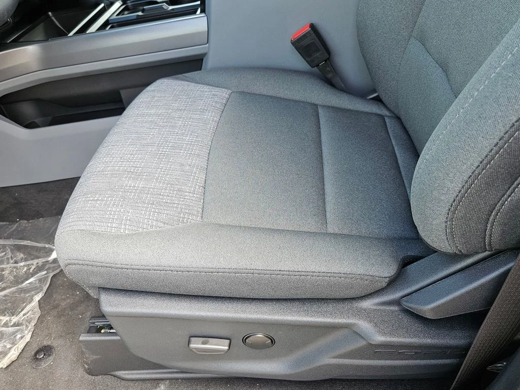 2026 Ford F-250 Super Duty XLT - Photo 14
