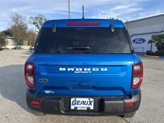 New 2025 Velocity Blue Metallic Ford Big Bend® image 16