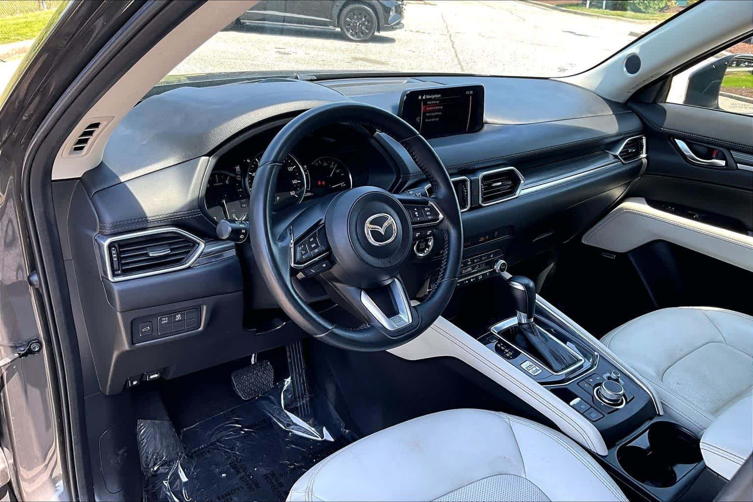 Used 2019 Machine Gray Metallic Mazda Grand Touring image 18