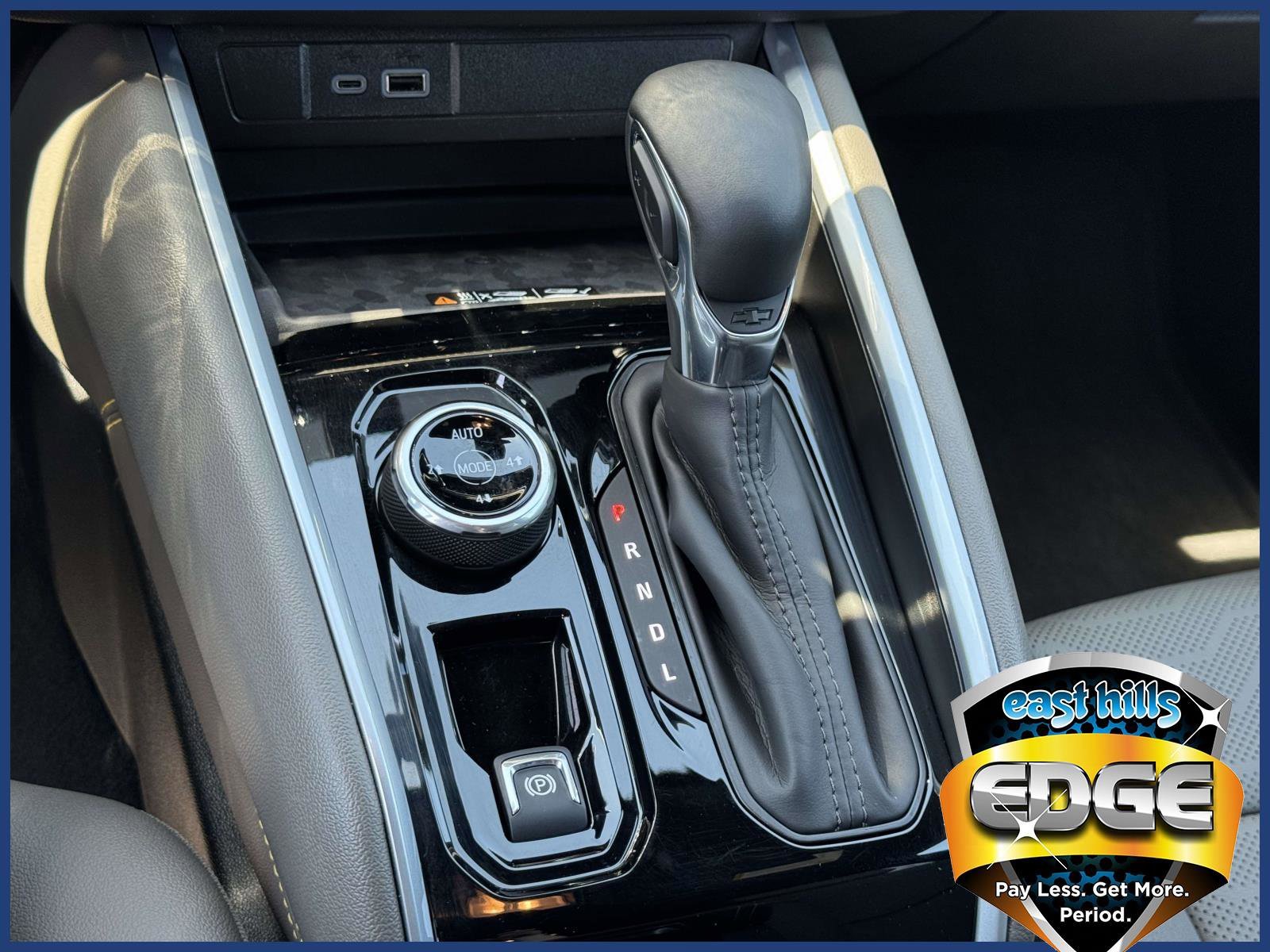 2025 Chevrolet Colorado ZR2 - Photo 26