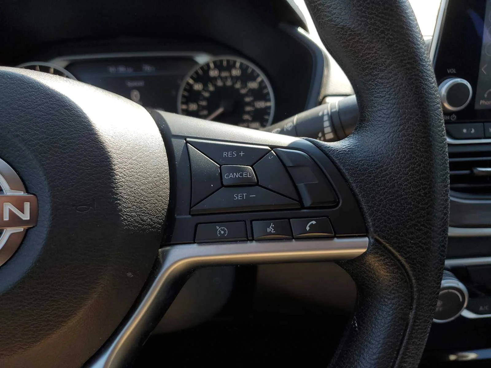 Used 2024 Gun Metallic Nissan 2.5 SV image 21