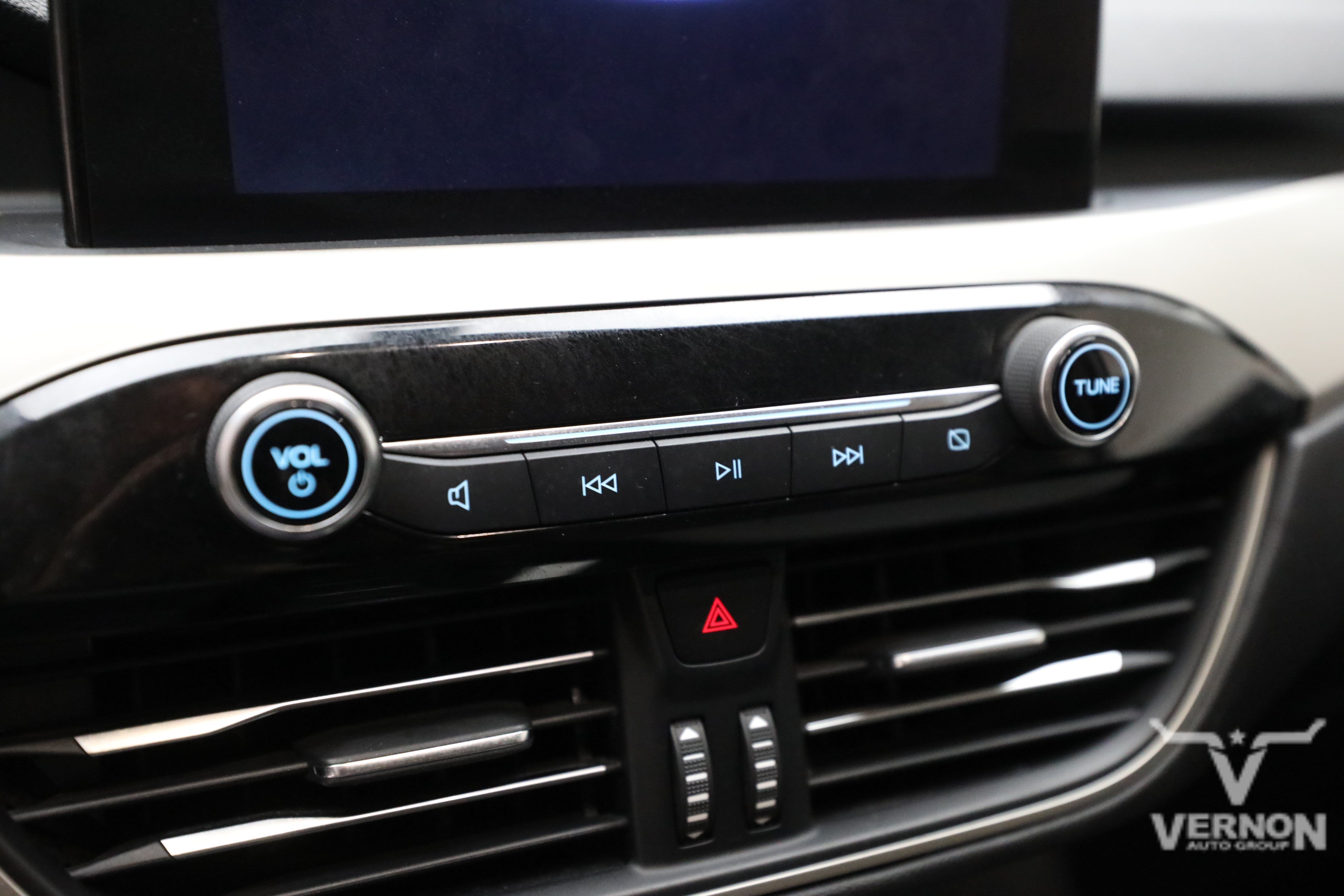 Used 2022 Oxford White Ford Y image 24