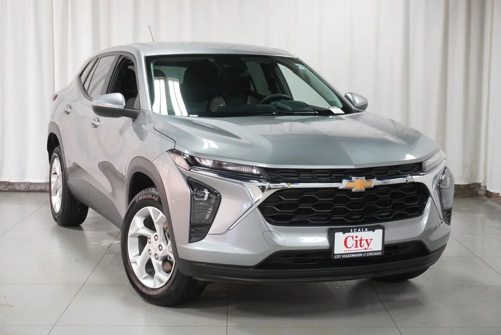 Used 2025 Sterling Gray Metallic Chevrolet LS image 7
