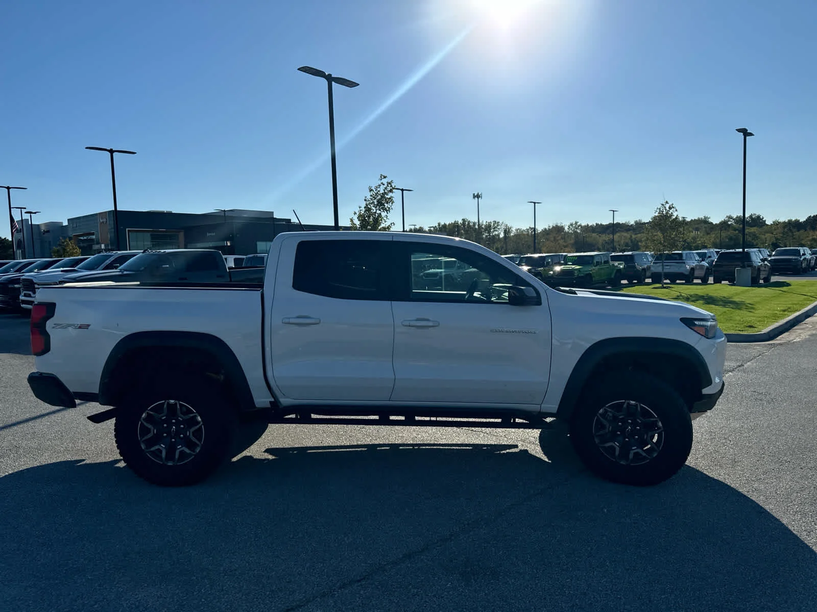 Used 2026 Summit White Chevrolet 4WD ZR2 image 4