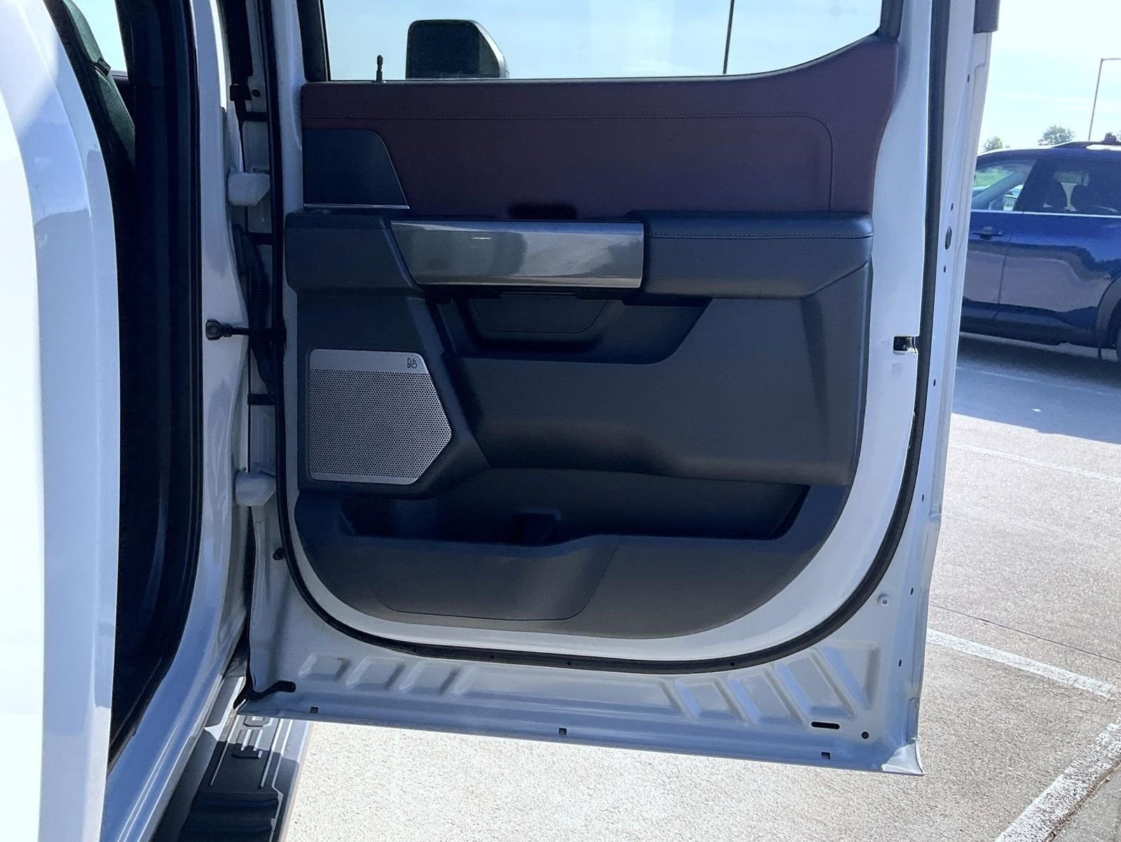 Used 2023 White Ford Lariat image 21