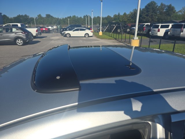 Used 2010 Silver Nissan 3.5 S image 4