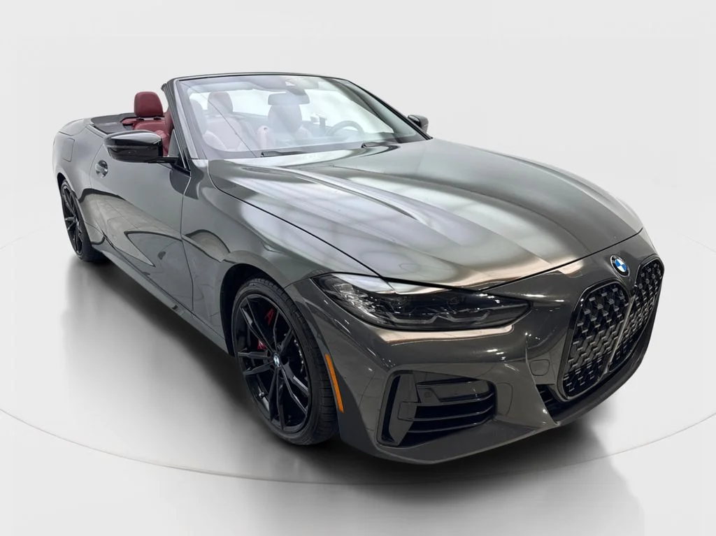 Used 2024 Gray BMW M440i xDrive image 4