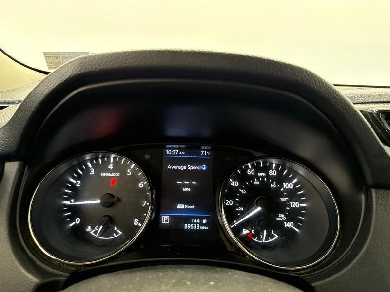 Used 2019 Blue Nissan S image 24