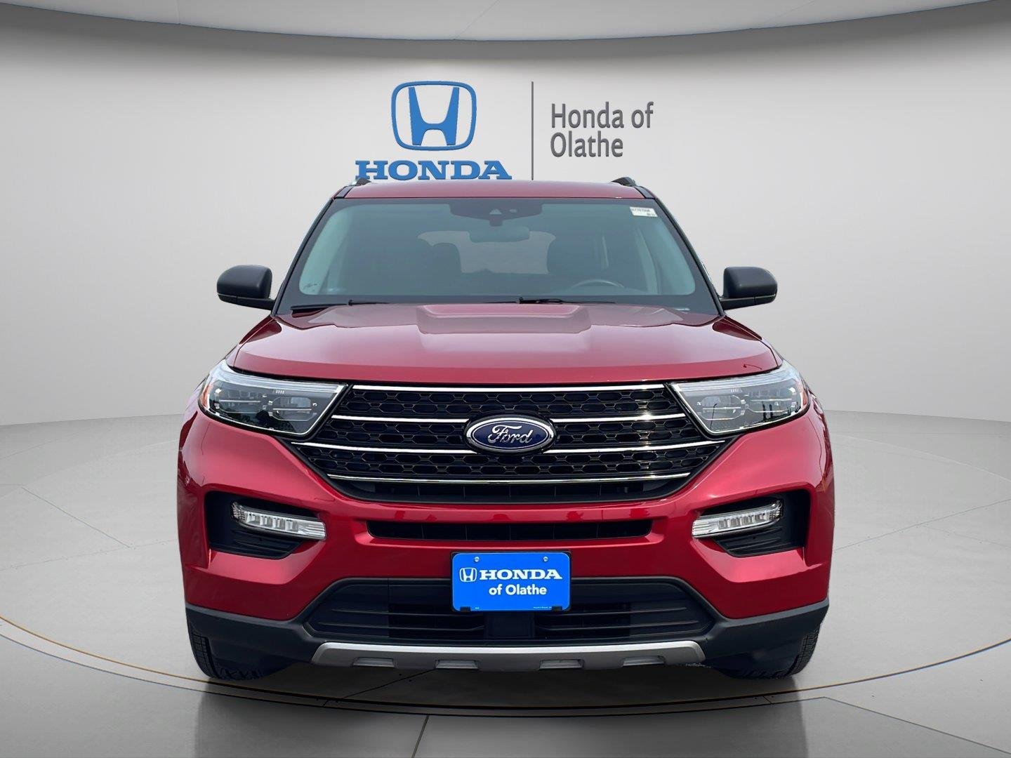 Used 2021 Rapid Red Metallic Tinted Clearcoat Ford XLT image 8