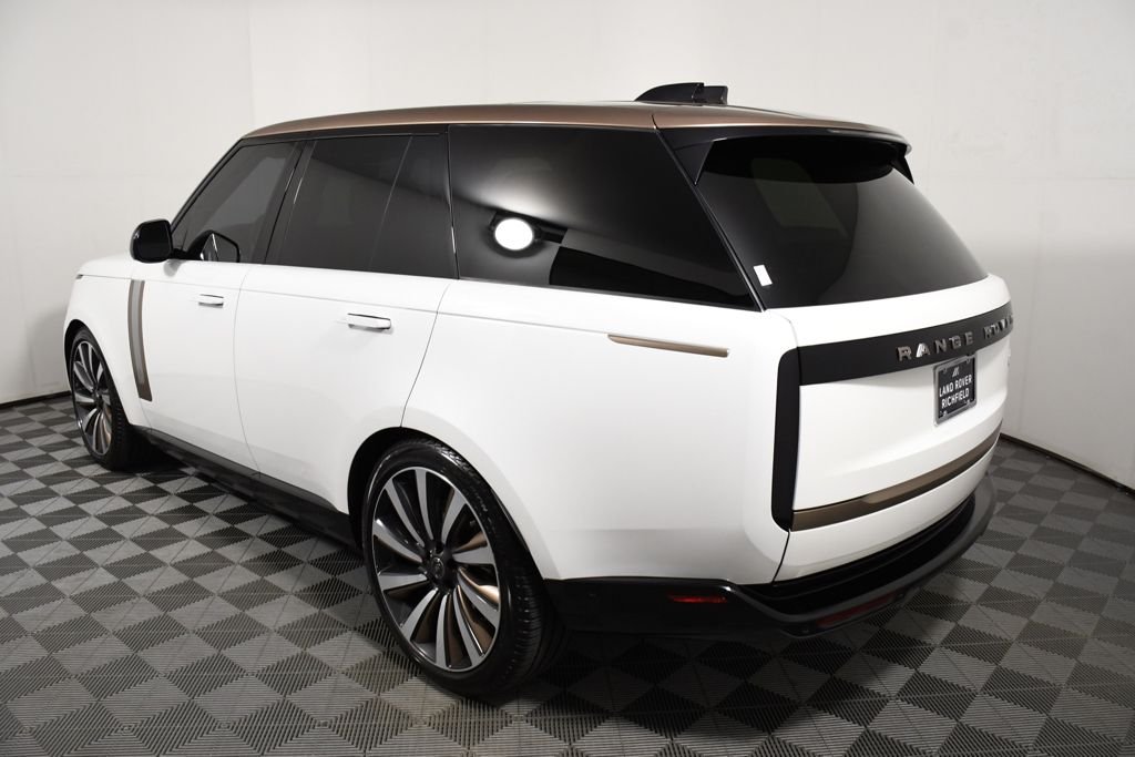 Used 2023 Icy White SV Bespoke Special Effect Gloss Land Rover SV image 4