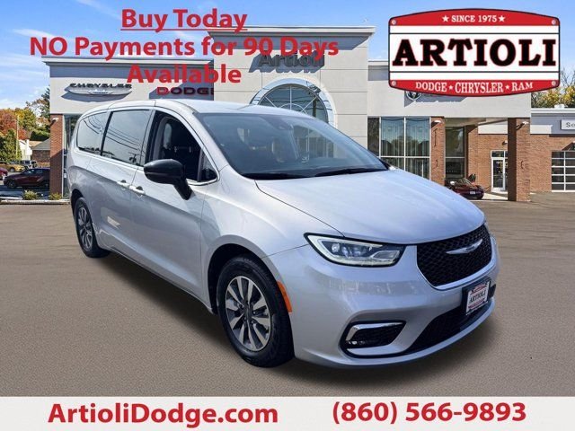 2024 Chrysler Pacifica Hybrid Select