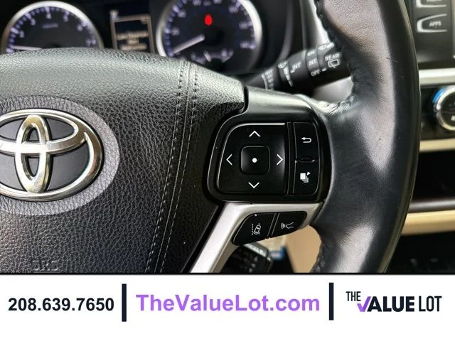 Used 2017 Red Toyota LE Plus image 26