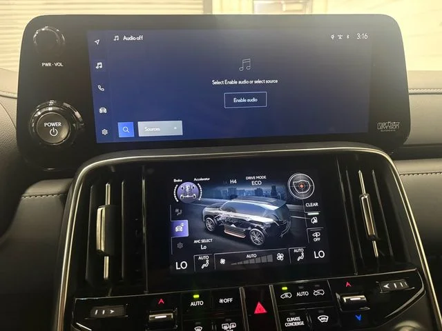 New 2026 White Lexus 700h Luxury image 22