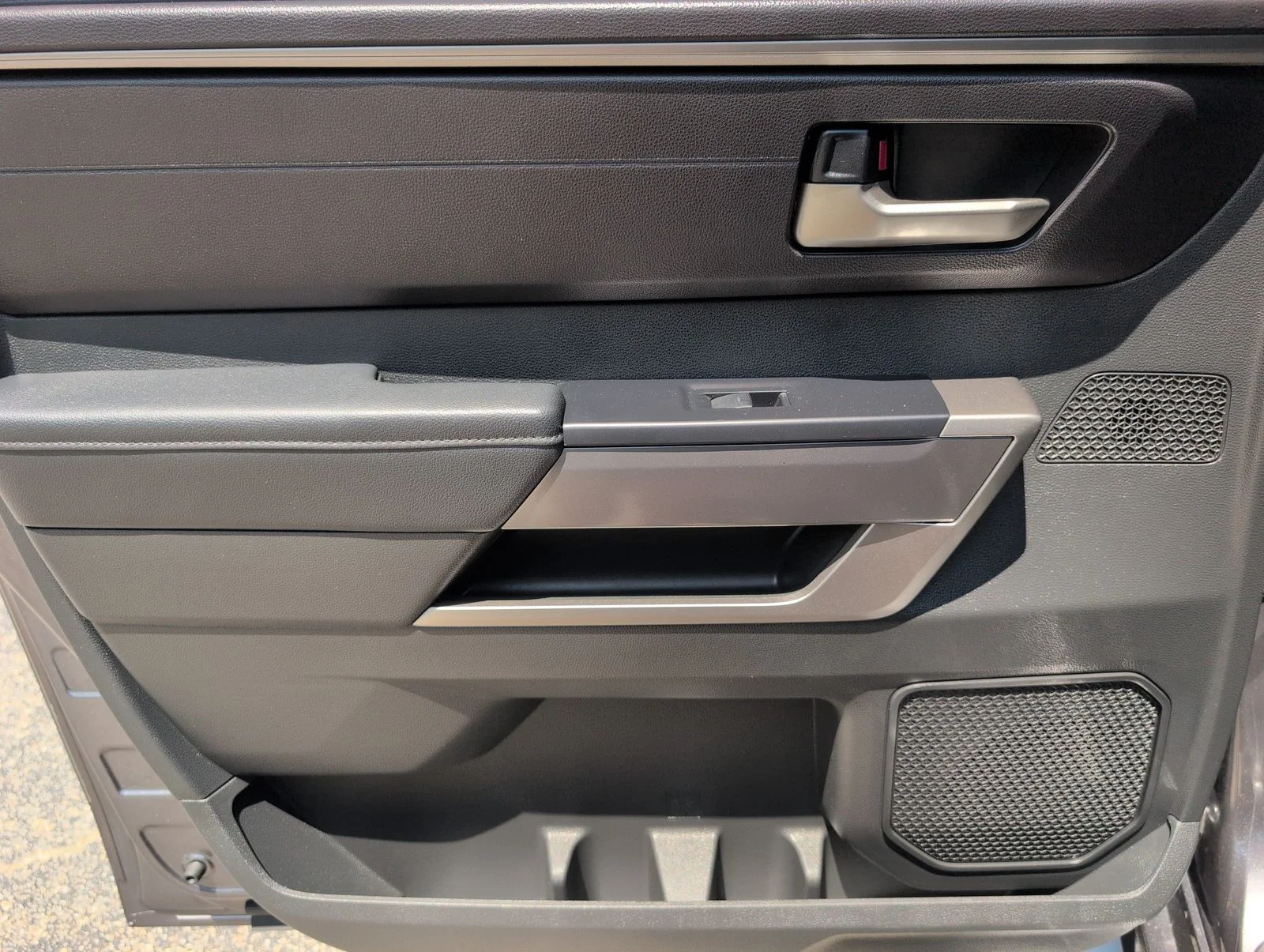 2024 Toyota Tundra SR5 - Photo 33