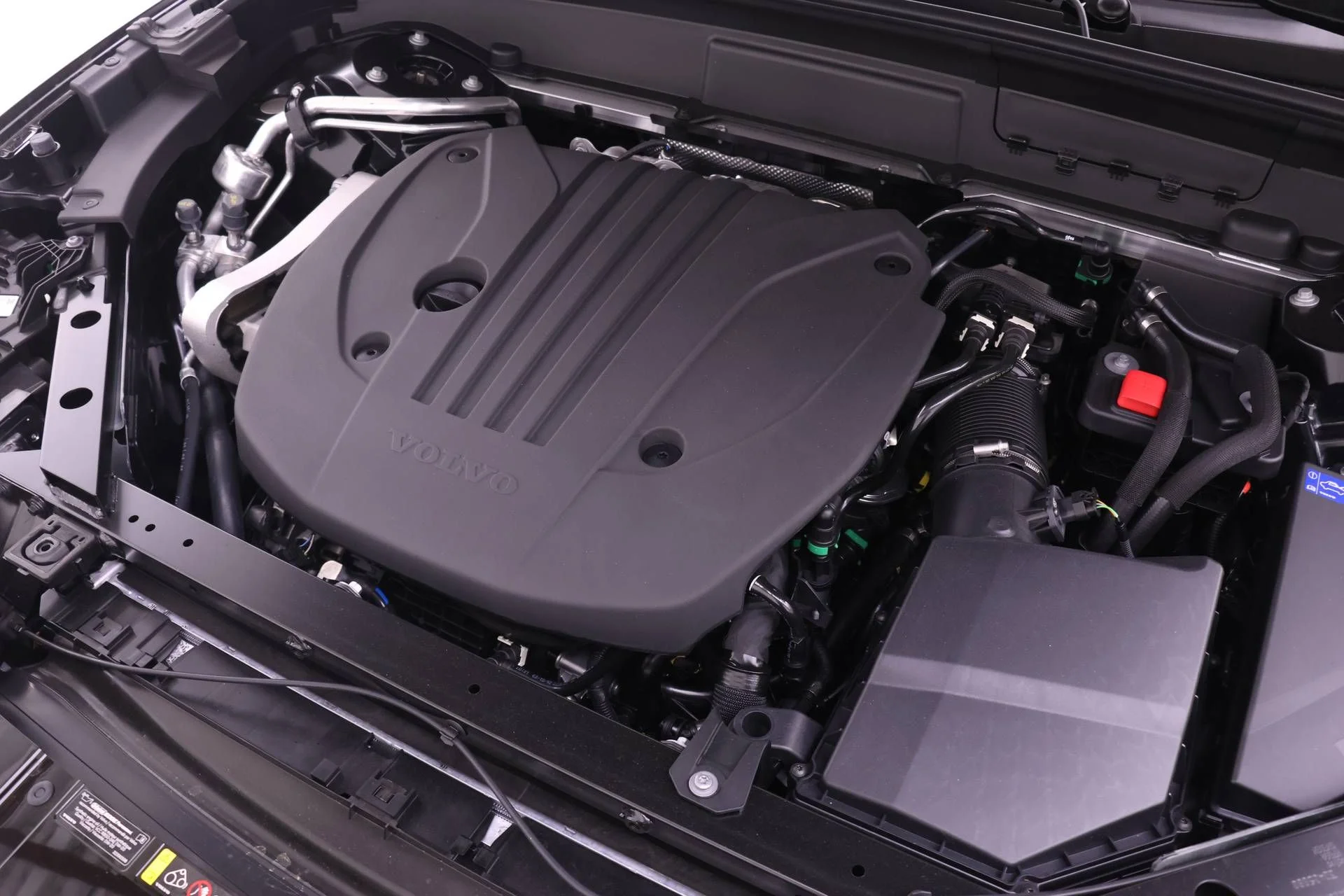 New 2026 Onyx Black Volvo Plus image 17
