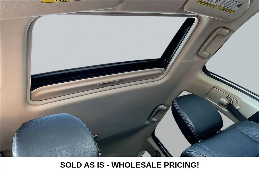Used 2017  Mitsubishi  image 30