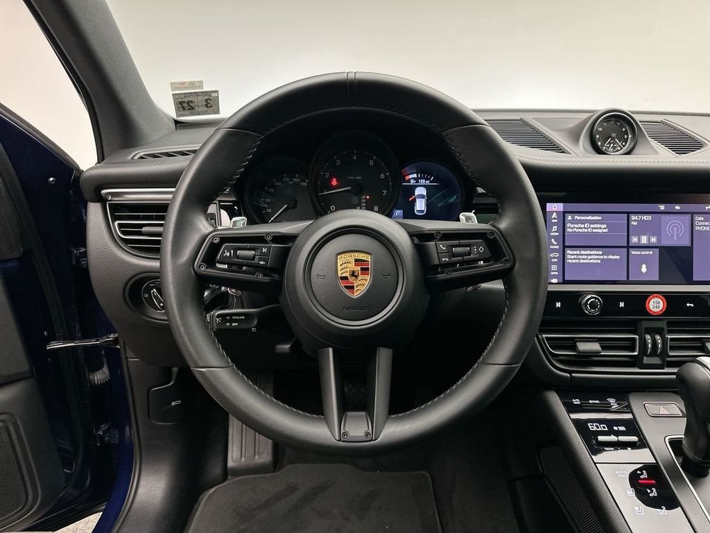 Used 2022 Gentian Blue Metallic Porsche  image 30