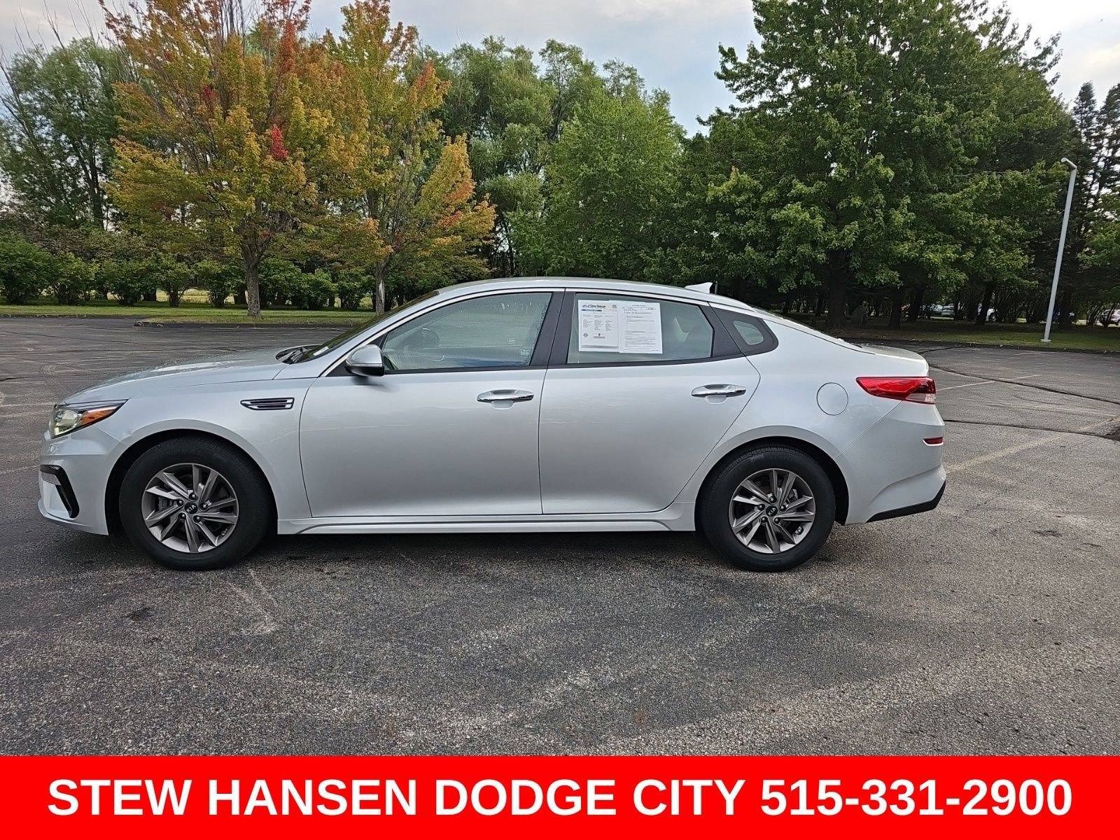Used 2020 Sparkling Silver Kia LX image 1
